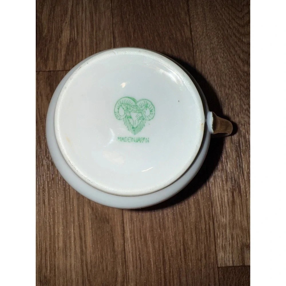 Vintage Cream Floral Sugar Bowl with‎ Lid and Creamer Set Made in Japan